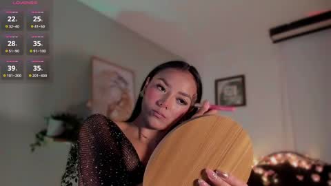 Isa online show from 04-06-26, 11:16