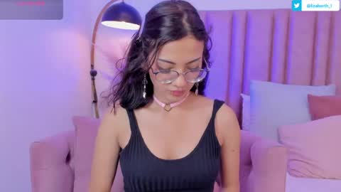 Snapshot of im_lily_ chatting on 06-05-26, 01:39 Lilyy online show from 06-05-26, 01:39