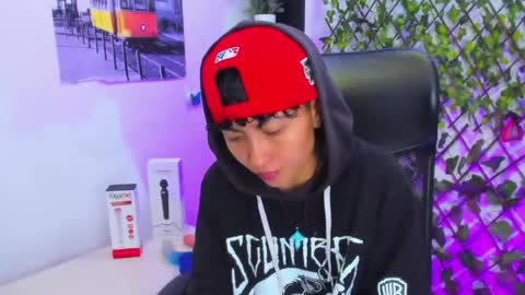 Snapshot of im_mathias chatting on 03-18-26, 01:42 mathias online show from 03-18-26, 01:42