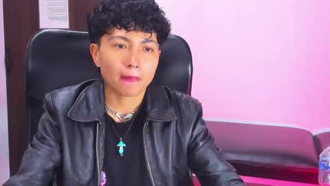 Snapshot of im_mathias chatting on 03-21-26, 08:19 mathias online show from 03-21-26, 08:19