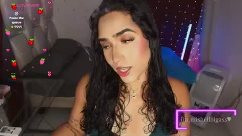 Snapshot of im_miabigass chatting on 07-11-26, 05:10 Mishell Martinez INSTAGRAM im mishellbigass online show from 07-11-26, 05:10