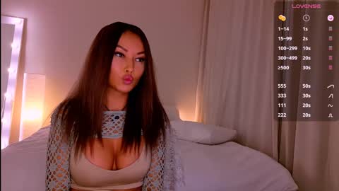 Snapshot of im_milla chatting on 01-09-25, 06:04 Milla online show from 01-09-25, 06:04