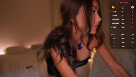 Snapshot of im_milla chatting on 01-29-25, 11:20 Milla online show from 01-29-25, 11:20