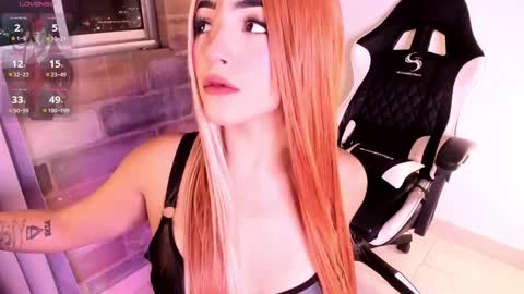 Scarlet  online show from 10-23-25, 12:43