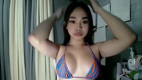 Snapshot of im_ur_future_wife69 chatting on 04-09-26, 09:04 im_ur_future_wife69 online show from 04-09-26, 09:04