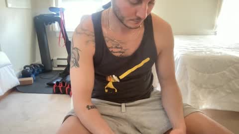 Snapshot of imamouthful20 chatting on 02-21-25, 07:32 ImAMouthful online show from 02-21-25, 07:32