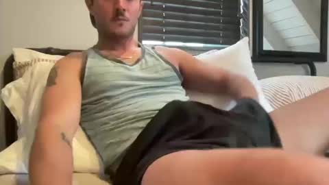 Snapshot of imamouthful20 chatting on 10-14-25, 04:30 ImAMouthful online show from 10-14-25, 04:30