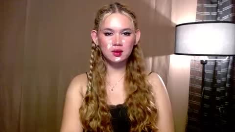 Snapshot of imjustasluttyintownxxx chatting on 12-04-25, 02:04 Mika online show from 12-04-25, 02:04