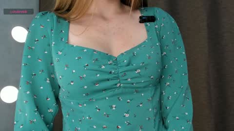 Snapshot of imjustsayingthata chatting on 12-20-24, 01:58 imjustsayingthata online show from 12-20-24, 01:58