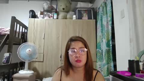 Snapshot of immaculate02 chatting on 12-19-24, 09:07 Immaculate02 online show from 12-19-24, 09:07