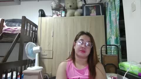 Snapshot of immaculate02 chatting on 02-02-25, 08:08 Immaculate02 online show from 02-02-25, 08:08