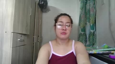 Snapshot of immaculate02 chatting on 03-11-25, 05:05 Immaculate02 online show from 03-11-25, 05:05