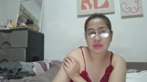 Snapshot of immaculate02 chatting on 11-22-25, 04:11 Immaculate02 online show from 11-22-25, 04:11