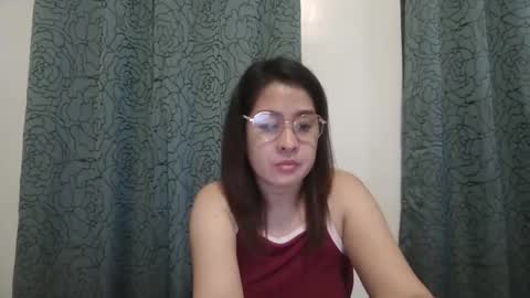 Snapshot of immaculate02 chatting on 02-12-26, 05:24 Immaculate02 online show from 02-12-26, 05:24