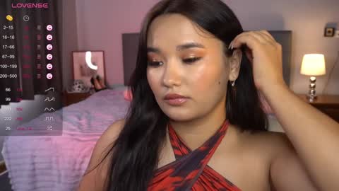 Snapshot of immahawaii chatting on 12-22-24, 06:28 Imma online show from 12-22-24, 06:28