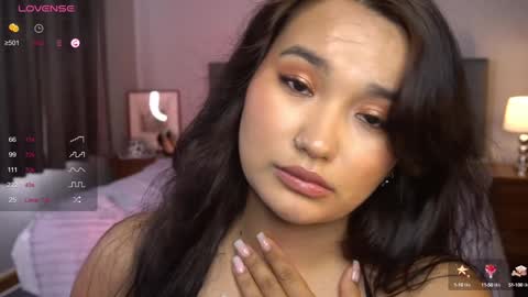 Snapshot of immahawaii chatting on 12-23-24, 06:33 Imma online show from 12-23-24, 06:33