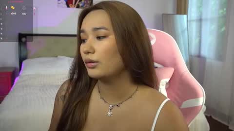 Snapshot of immahawaii chatting on 09-15-25, 03:17 Imma online show from 09-15-25, 03:17