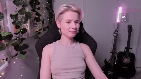 Snapshot of imnotmia chatting on 02-03-25, 10:03 Mia online show from 02-03-25, 10:03