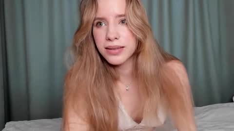 Snapshot of imogensy chatting on 02-03-25, 04:57 my name Imo Fansly online show from 02-03-25, 04:57