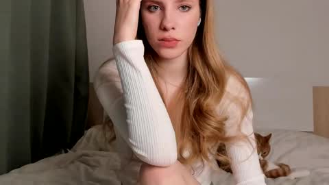 Snapshot of imogensy chatting on 02-28-25, 11:34 my name Imo Fansly online show from 02-28-25, 11:34