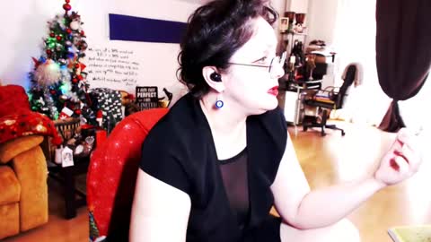 Snapshot of imperatrizasado chatting on 01-07-25, 11:48 Empress online show from 01-07-25, 11:48