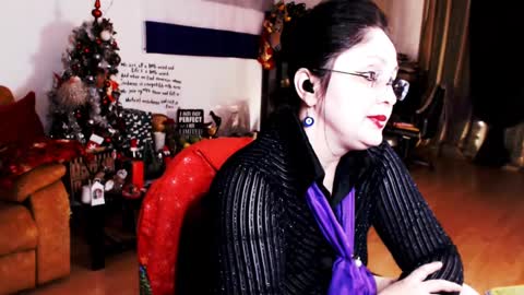 Snapshot of imperatrizasado chatting on 01-09-25, 04:49 Empress online show from 01-09-25, 04:49