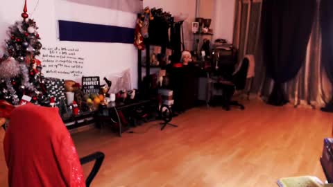 Snapshot of imperatrizasado chatting on 01-11-25, 04:03 Empress online show from 01-11-25, 04:03