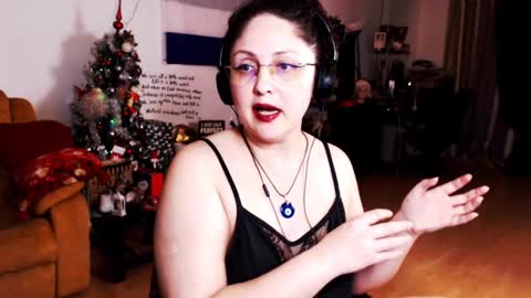 Snapshot of imperatrizasado chatting on 01-26-25, 07:52 Empress online show from 01-26-25, 07:52