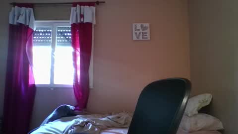 Florencia online show from 12-03-25, 03:32