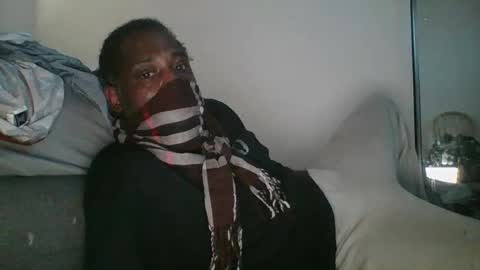 Snapshot of imthehornyest chatting on 09-19-25, 12:12 imthehornyest online show from 09-19-25, 12:12