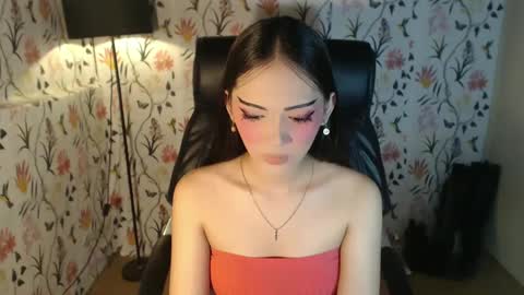 Snapshot of imyourlegalbaby chatting on 02-02-25, 05:21 Aki online show from 02-02-25, 05:21