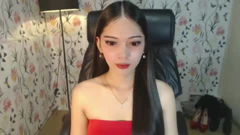 Snapshot of imyourlegalbaby chatting on 03-10-25, 05:22 Aki online show from 03-10-25, 05:22