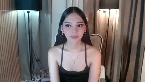 Snapshot of imyourlegalbaby chatting on 11-04-25, 02:32 Aki online show from 11-04-25, 02:32