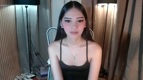 Snapshot of imyourlegalbaby chatting on 11-09-25, 09:51 Aki online show from 11-09-25, 09:51