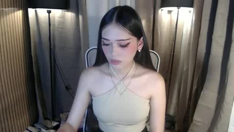 Snapshot of imyourlegalbaby chatting on 11-26-25, 02:56 Aki online show from 11-26-25, 02:56