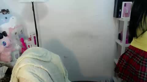Snapshot of imyourlegalbaby chatting on 05-29-26, 01:53 Aki online show from 05-29-26, 01:53