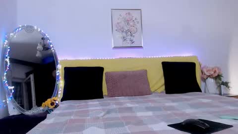 Snapshot of ina_pearl chatting on 11-27-25, 02:46 Ina online show from 11-27-25, 02:46