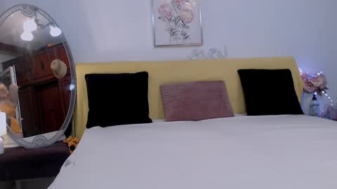 Snapshot of ina_pearl chatting on 12-03-25, 10:41 Ina online show from 12-03-25, 10:41