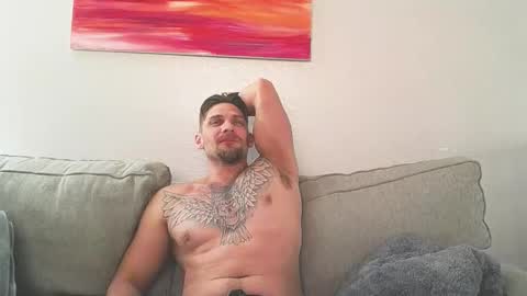 Snapshot of inamate93 chatting on 12-30-24, 04:31 Inmate1993 online show from 12-30-24, 04:31