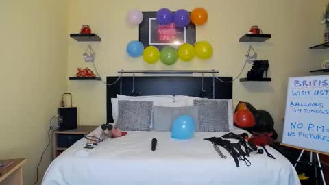 inannalove online show from 11-24-25, 10:26