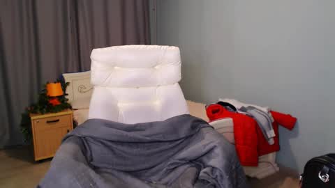 incredible_ariela online show from 02-04-25, 02:53