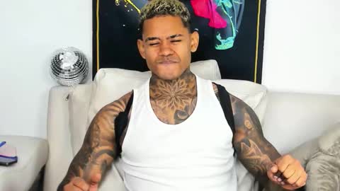 Snapshot of independent_project chatting on 01-14-26, 05:35 Jacobo online show from 01-14-26, 05:35