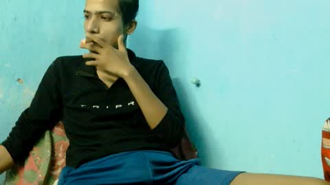 Snapshot of indian_bengali_boy chatting on 09-20-25, 06:42 Suman Leo online show from 09-20-25, 06:42