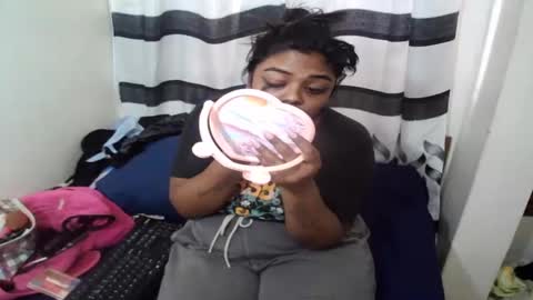 Tanya online show from 10-28-25, 11:36