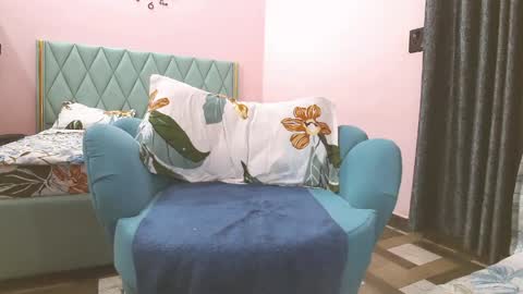 Snapshot of indian_goddess9 chatting on 06-02-26, 08:27 Parul online show from 06-02-26, 08:27