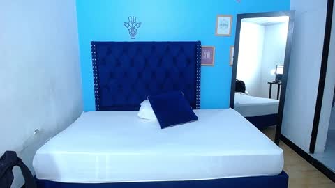 Snapshot of indian_whore18 chatting on 01-18-25, 03:20 indian_whore18 online show from 01-18-25, 03:20