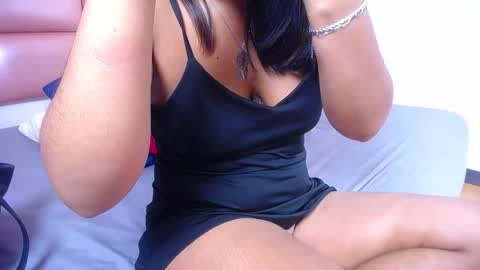 Snapshot of indian_whore18 chatting on 11-29-25, 07:06 indian_whore18 online show from 11-29-25, 07:06