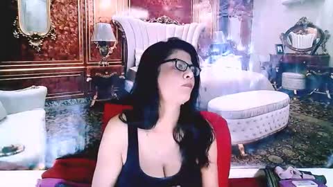 Snapshot of indianallure chatting on 09-24-25, 05:55 Femiez online show from 09-24-25, 05:55