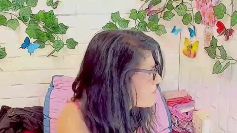 Snapshot of indianallure chatting on 09-25-25, 06:50 Femiez online show from 09-25-25, 06:50