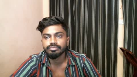 Snapshot of indianbighard21 chatting on 06-12-26, 02:32 indianbighard21 online show from 06-12-26, 02:32